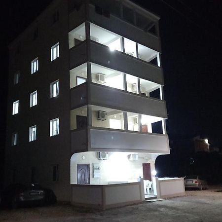 Md Apartmani Čanj מראה חיצוני תמונה